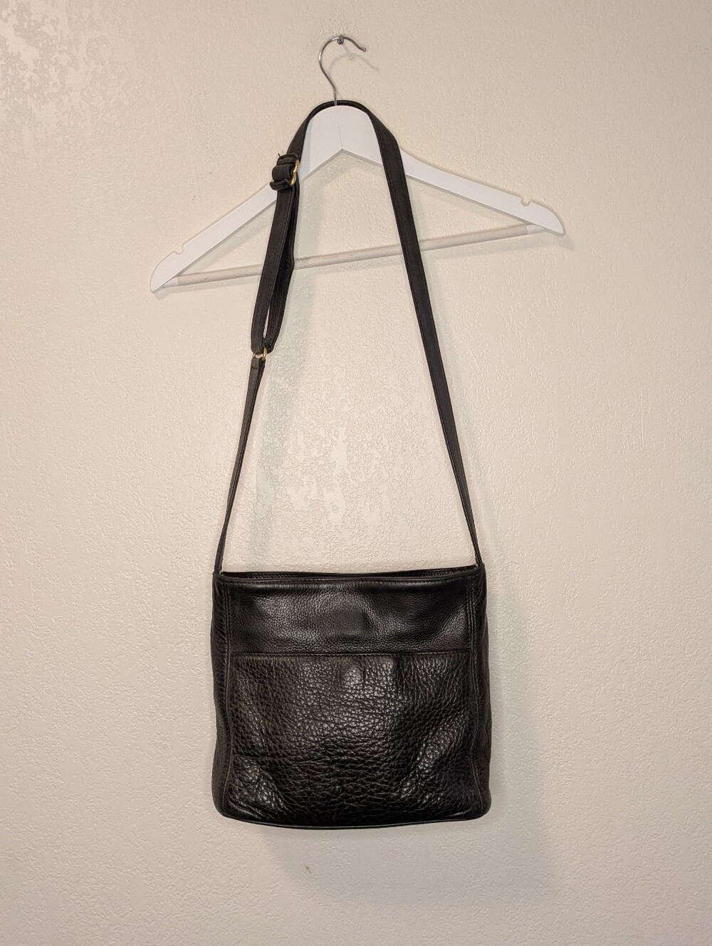 VTG 90s Coach Sonoma Pocket Zip Crossbody Bag Black Leather 4924 Costa Rica